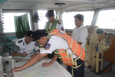 Cảnh sát biển phá án