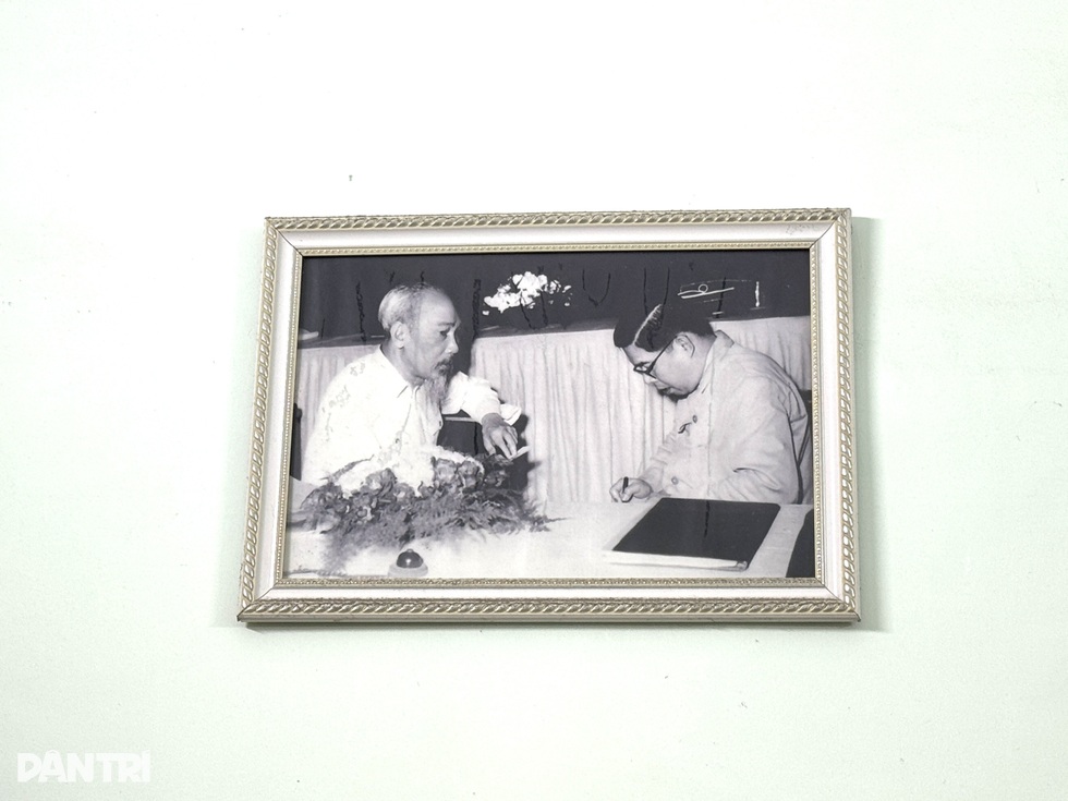 “Vua vũ khí 11 năm ở Pháp, bỏ lương 22 lượng vàng theo Bác về nước - 12 “Vua vũ khí 11 năm ở Pháp, bỏ lương 22 lượng vàng theo Bác về nước - 12