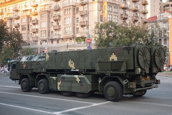 Ukraine bắt đầu tập kích Nga bằng tên lửa nội địa tầm bắn 300km