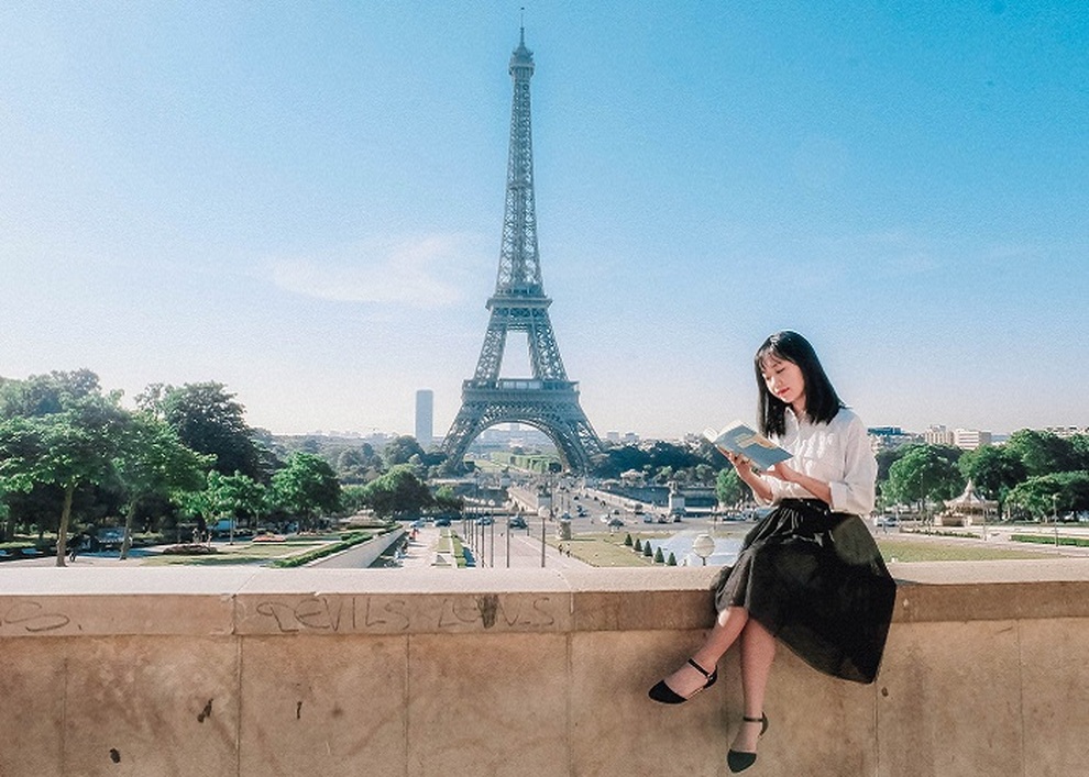 Tại sao tháp Eiffel cao thêm 15cm vào mùa hè? - 1 Tại sao tháp Eiffel cao thêm 15cm vào mùa hè? - 1