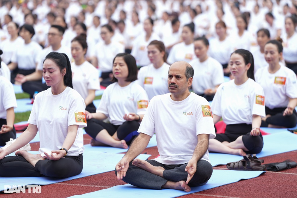 Đại sứ Ấn Độ: Ngày hội Yoga Dân trí rất khác biệt, ấn tượng - 3 Đại sứ Ấn Độ: Ngày hội Yoga Dân trí rất khác biệt, ấn tượng - 3