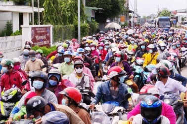 Nguy cơ bùng phát Covid-19 mạnh ở miền Tây nếu bỏ quên "bài học" TPHCM