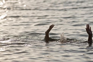 Hướng dẫn mới nhất của Hiệp hội Bơi Mỹ khi thấy người đuối nước