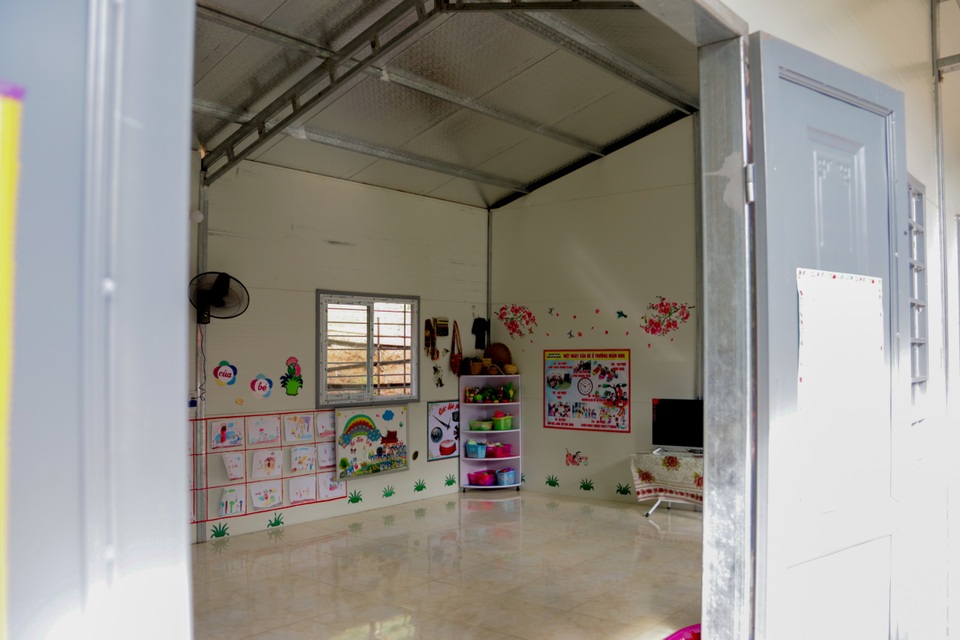 Dân bản hiến đất cùng bạn đọc Dân trí xây trường tặng học sinh vùng cao - 9 Dân bản hiến đất cùng bạn đọc Dân trí xây trường tặng học sinh vùng cao - 9