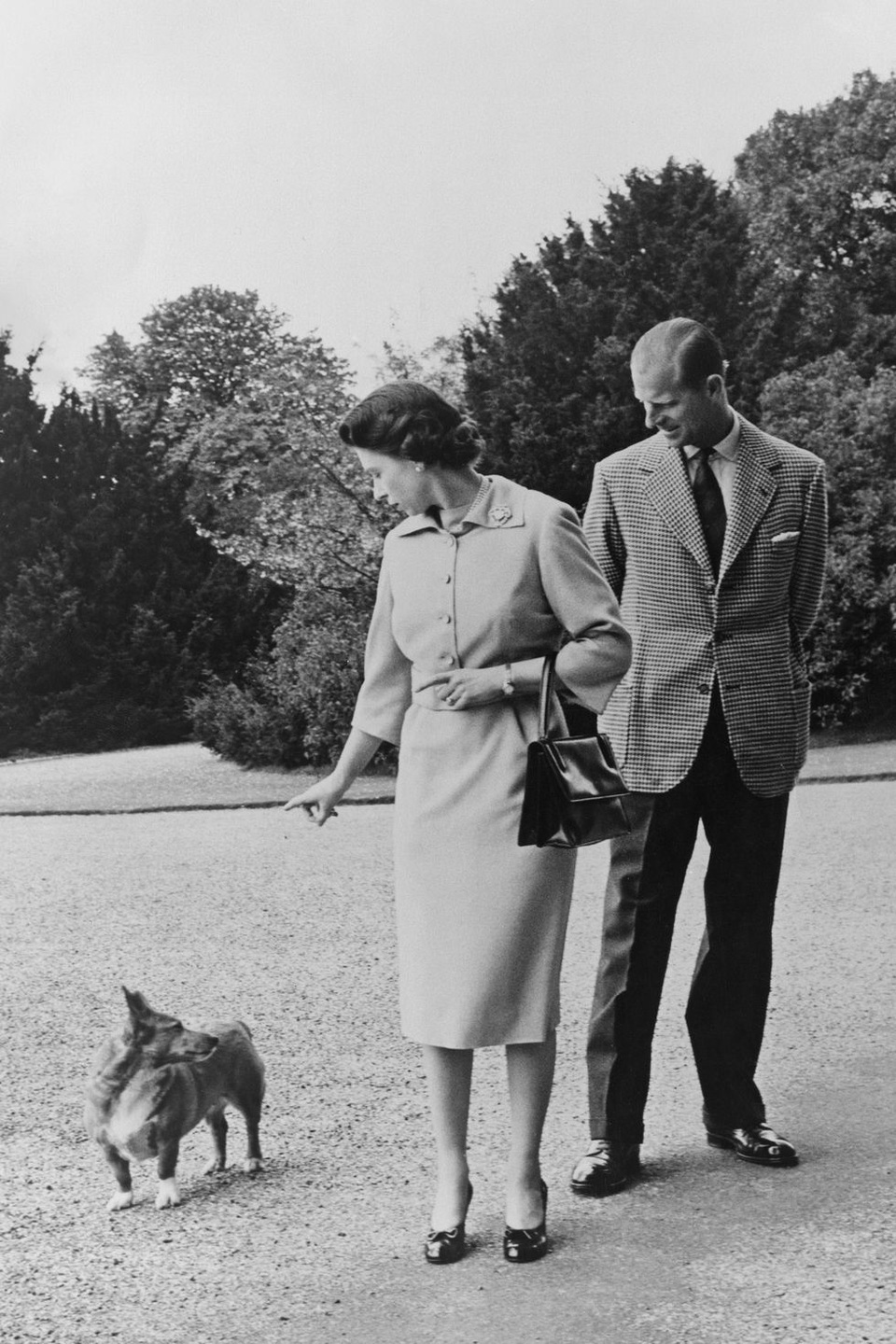Nữ hoàng Elizabeth II và Hoàng thân Philip: Những khoảnh khắc đẹp nhất - 9 Nữ hoàng Elizabeth II và Hoàng thân Philip: Những khoảnh khắc đẹp nhất - 9