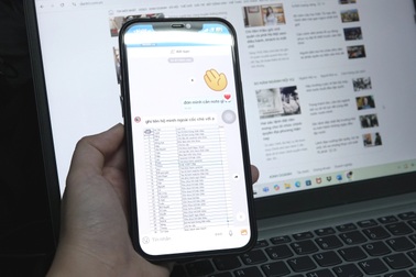 Nữ nhân viên ở Hà Nội bị đình chỉ vì bắt shipper ghi tên lên 30 cốc chè