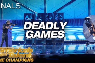 Nghẹt thở xem tiết mục “đùa giỡn với tử thần”