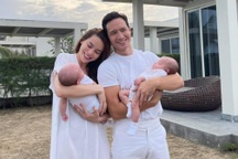 Hồ Ngọc Hà - Kim Lý gây sốt với ảnh bế cặp sinh đôi