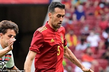 Đón cú sốc từ Busquets, Tây Ban Nha bổ sung thêm cầu thủ dự Euro 2020