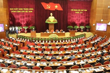 Bộ Chính trị trình Trung ương lập các tiểu ban chuẩn bị Đại hội Đảng