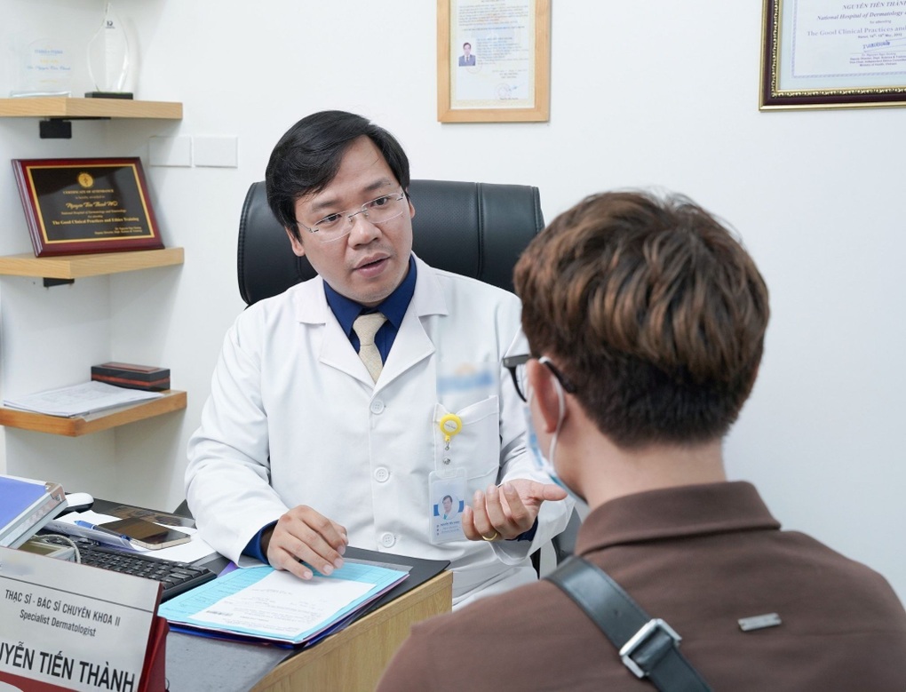 Hà Nội: Chi 25 triệu đồng chữa bệnh khó nói, trai trẻ suýt hỏng của quý - 1