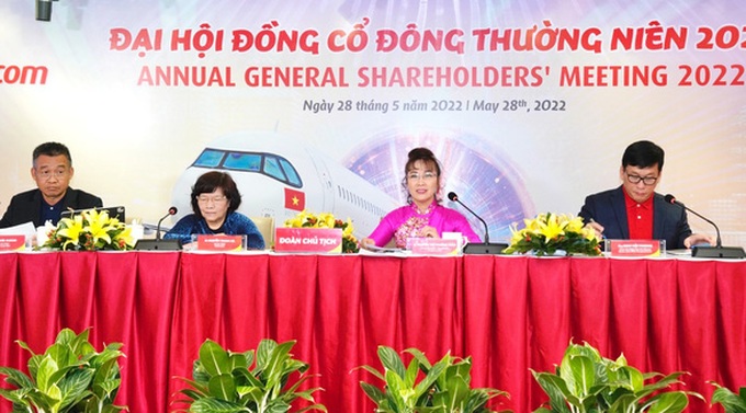 Đoàn chủ tịch tại Đại hội đồng cổ đông Vietjet - Ảnh: N.Q