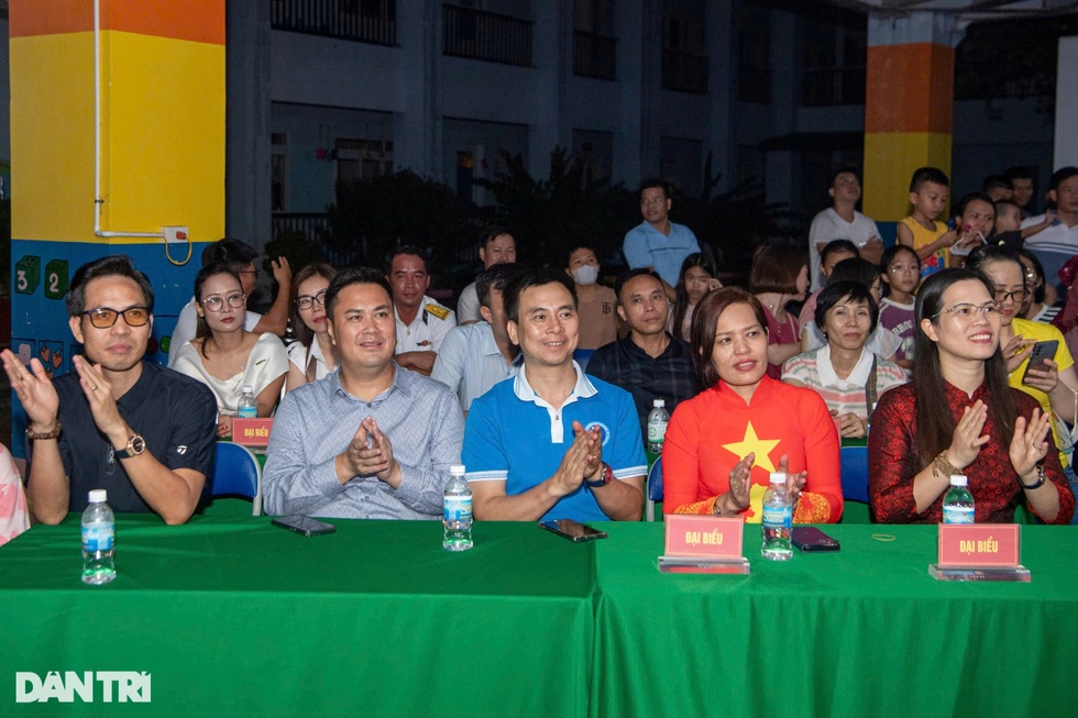 Tết Trung thu của con chiến sĩ Trường Sa và điều ước đặc biệt - 2