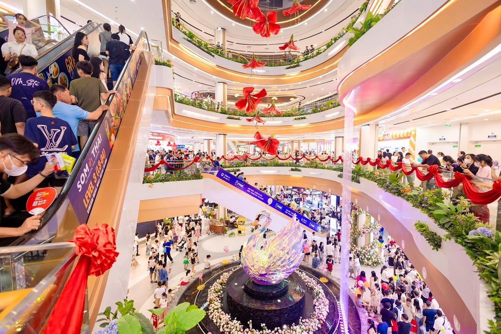 Khai trương Vincom Mega Mall Royal Island tại Vũ Yên, Hải Phòng - 2 Khai trương Vincom Mega Mall Royal Island tại Vũ Yên, Hải Phòng - 2