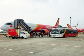 Vietjet tự phục vụ mặt đất, sẵn sàng cho mùa cao điểm cuối năm