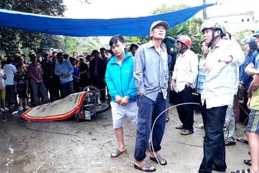 Dây điện rơi xuống đường, một người tử vong