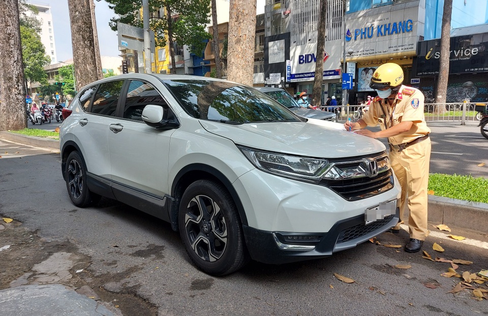 TPHCM lập tuyến đường kiểu mẫu về trật tự, an toàn giao thông - 3 TPHCM lập tuyến đường kiểu mẫu về trật tự, an toàn giao thông - 3
