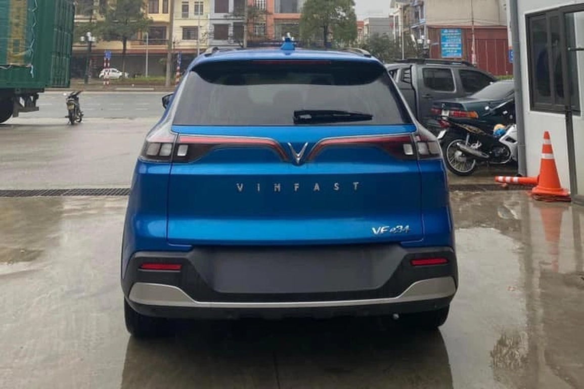 Ôtô điện VinFast VF e34 lướt rao bán, người mua đợi ngày 1/3 đăng ký lãi gần trăm triệu đồng - 3 Ôtô điện VinFast VF e34 lướt rao bán, người mua đợi ngày 1/3 đăng ký lãi gần trăm triệu đồng - 3
