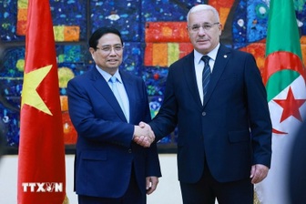 Thủ tướng hội kiến Chủ tịch Hạ viện Algeria, củng cố quan hệ Đối tác Chiến lược