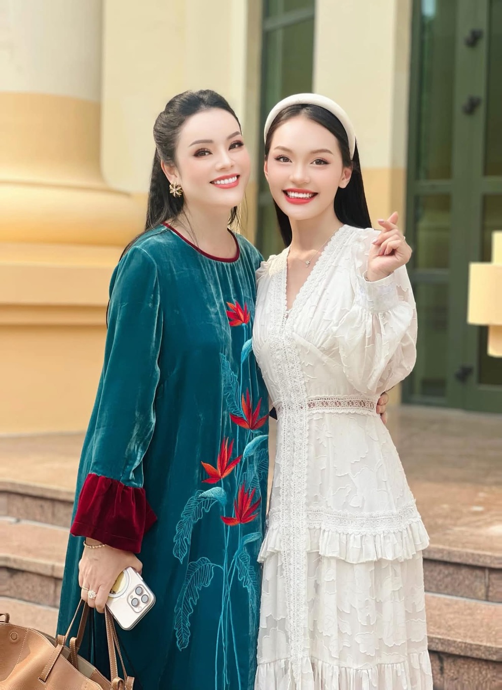Minh Ngọc giành Cúp vàng âm nhạc châu Á với tiết mục mang màu sắc quan họ - 3 Minh Ngọc giành Cúp vàng âm nhạc châu Á với tiết mục mang màu sắc quan họ - 3