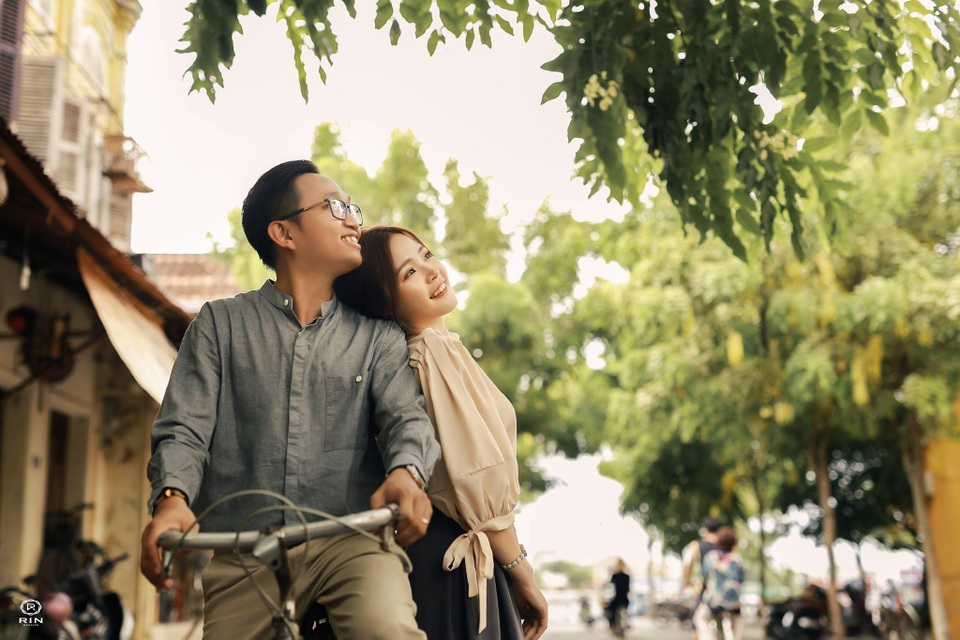 Câu chuyện cặp đôi 6 năm yêu xa và cái kết ngọt hơn đường mật - 1 Câu chuyện cặp đôi 6 năm yêu xa và cái kết ngọt hơn đường mật - 1
