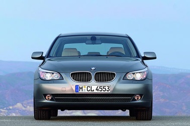 BMW triệu hồi hơn 134 nghìn xe 5 - series và M5
