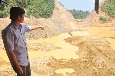 Quảng Nam: Huyện có “bật đèn xanh” cho doanh nghiệp khai thác vàng sa khoáng?