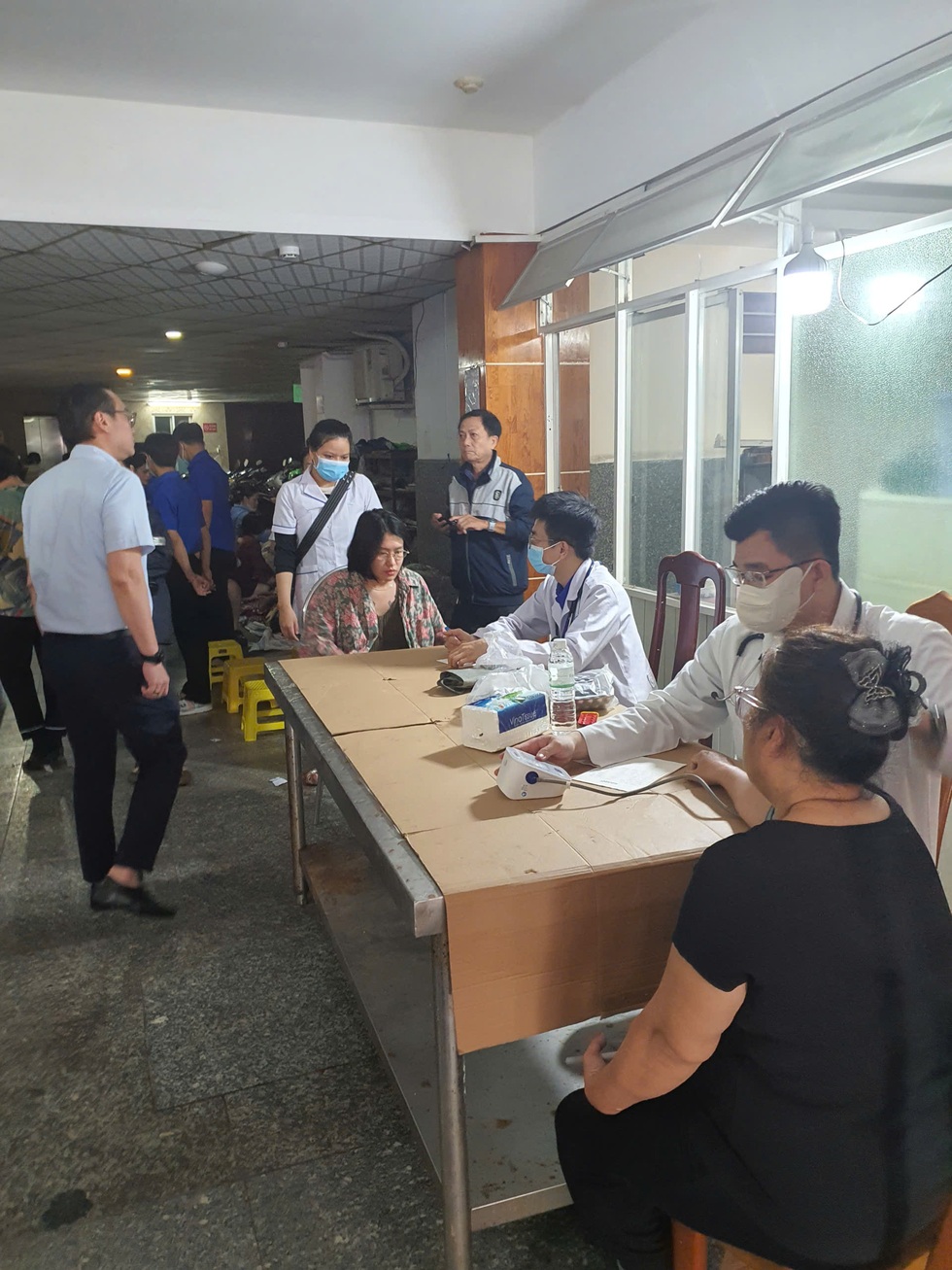 Hành trình chưa kể của nam bác sĩ 2 lần chi viện vùng lũ Khánh Hòa, Đắk Lắk - 8