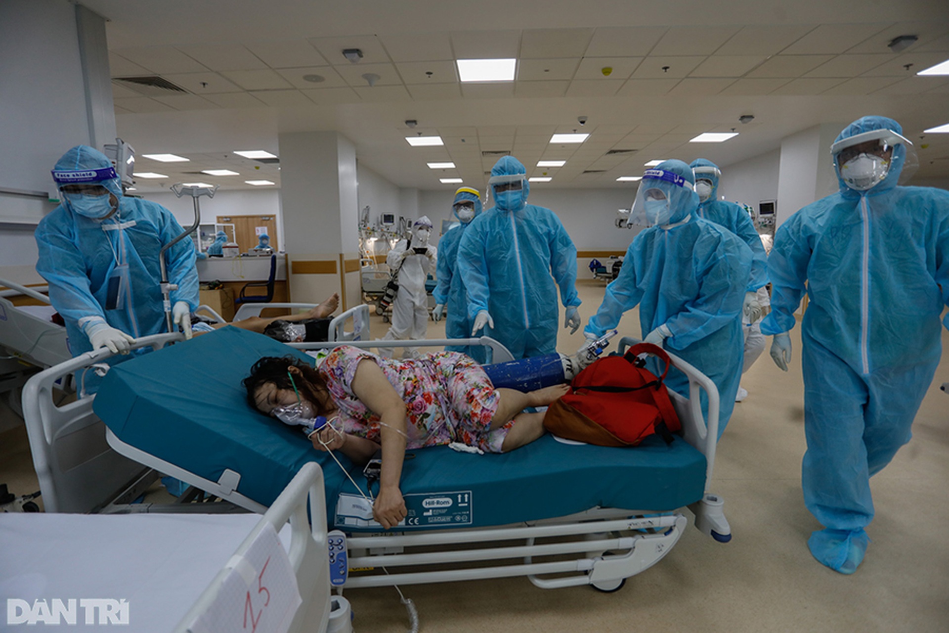 TPHCM hơn 100 ngày thực hiện giãn cách xã hội - 13