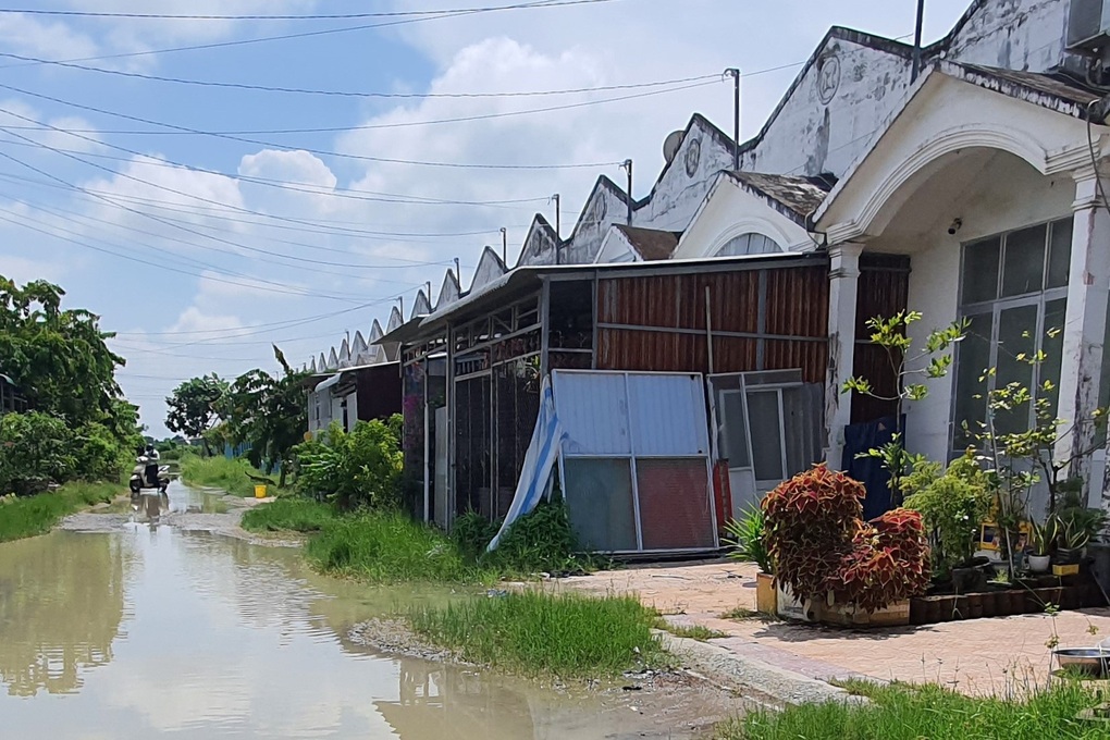 Bí thư Bạc Liêu Lữ Văn Hùng nhận thêm nhiệm vụ mới - 1 Bí thư Bạc Liêu Lữ Văn Hùng nhận thêm nhiệm vụ mới - 1