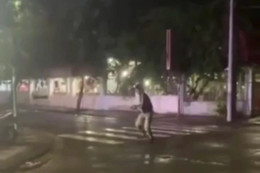 Truy bắt nhóm người dùng súng giải quyết mâu thuẫn trong lúc uống bia