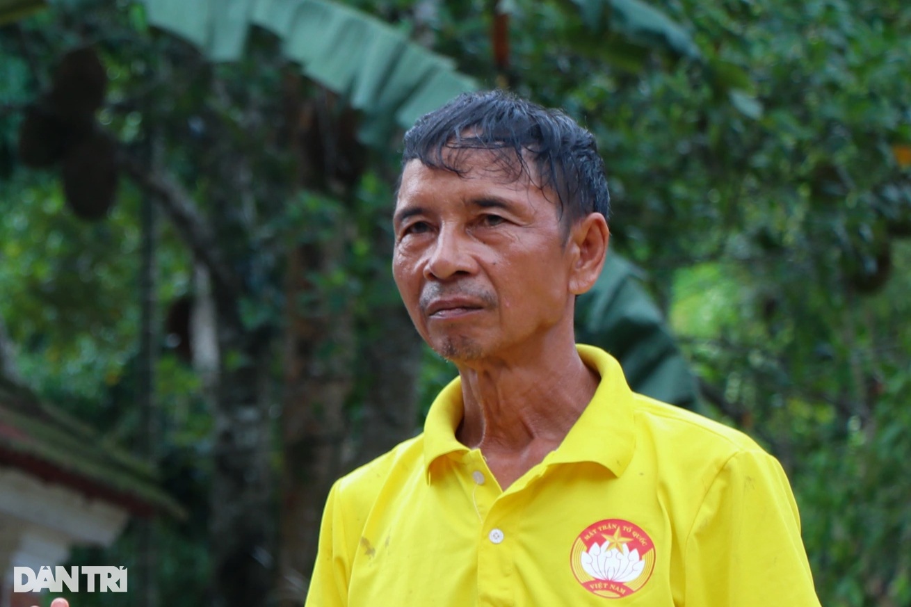 Ông bố chịu tiếng bán con, mong tộc người ngủ ngồi vượt khỏi rừng sâu - 3 Ông bố chịu tiếng bán con, mong tộc người ngủ ngồi vượt khỏi rừng sâu - 3