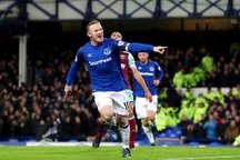 Đội hình tiêu biểu vòng 14 Premier League: Rooney rực sáng