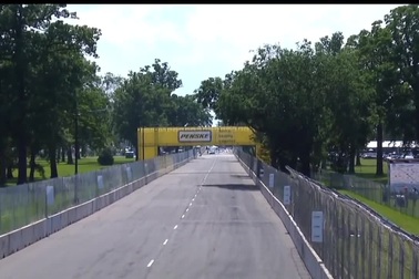 Phó chủ tịch GM lái siêu xe gây tai nạn trên đường đua Indy 500