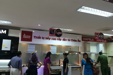 Đổ xô đi mua, đổi Bếp để được tặng máy hút mùi