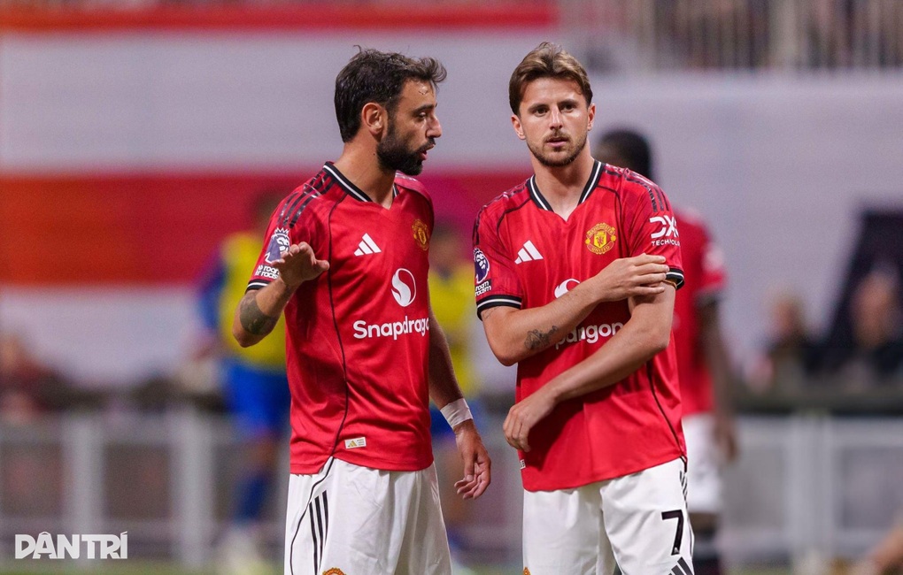 Fernandes chê cầu thủ Man Utd lười biếng, HLV Amorim hoàn toàn đồng tình - 1