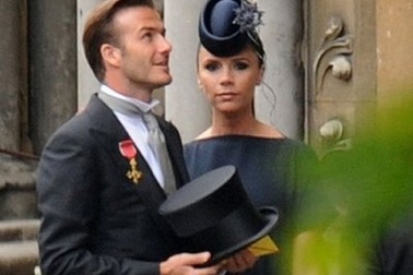 Nườm nượp khách mời tới đám cưới hoàng gia