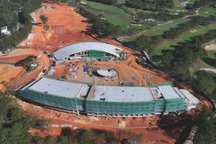 Lâm Đồng nêu quan điểm xử lý công trình vi phạm ở sân golf Đồi Cù