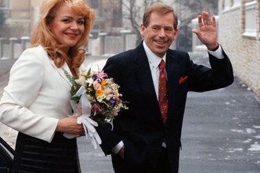 Cựu Tổng thống đầu tiên của Czech qua đời