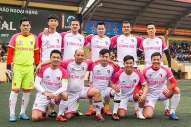 Việt Anh và CLB bóng đá V-Stars kêu gọi, ủng hộ vào Quỹ vắc xin Covid-19