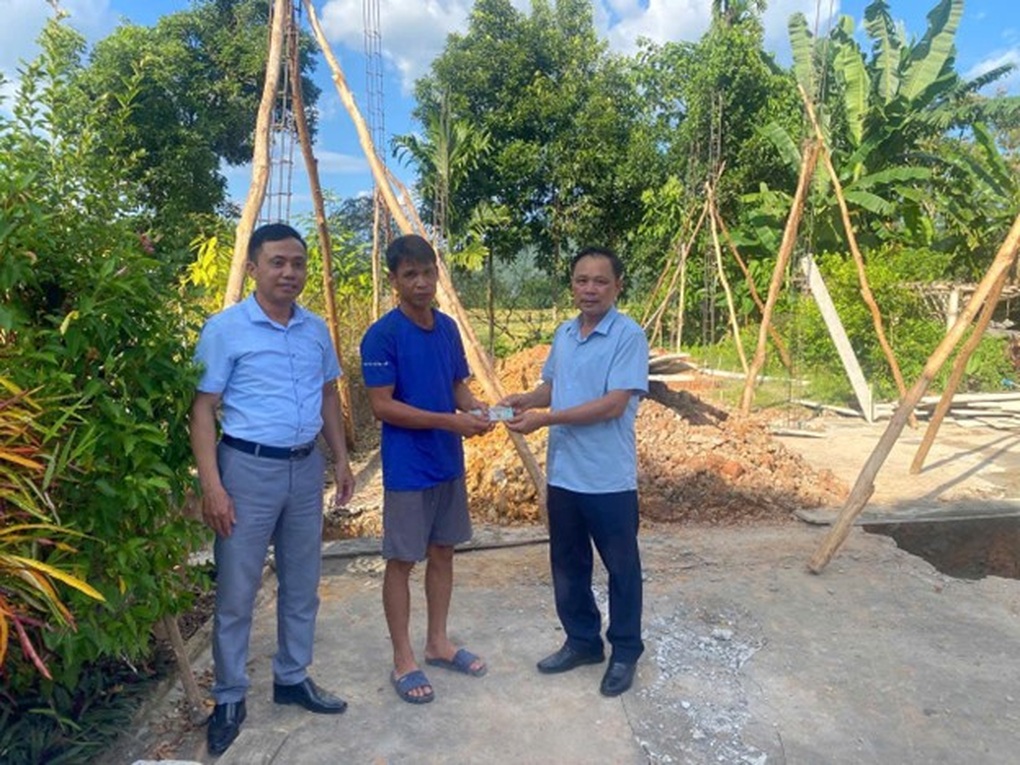 ROX Group chung tay dựng mái ấm cho gia đình khó khăn ở Lào Cai - 2 ROX Group chung tay dựng mái ấm cho gia đình khó khăn ở Lào Cai - 2