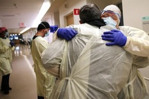 "Con số khó tin": Hơn nửa triệu người Mỹ chết vì Covid-19