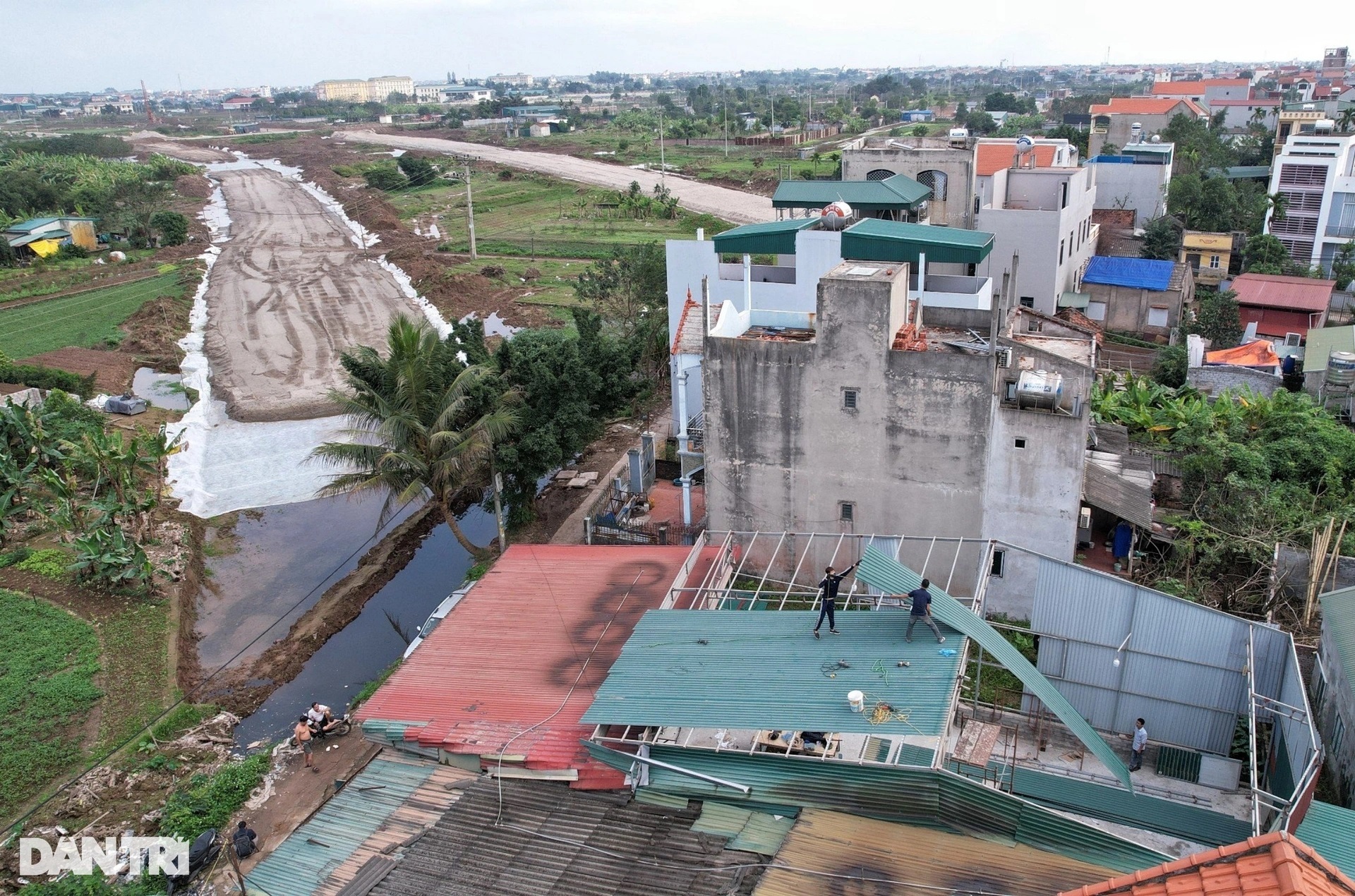 Bí thư Hà Nội chia sẻ định hướng phát triển 2 thành phố trong thành phố - 5 Bí thư Hà Nội chia sẻ định hướng phát triển 2 thành phố trong thành phố - 5