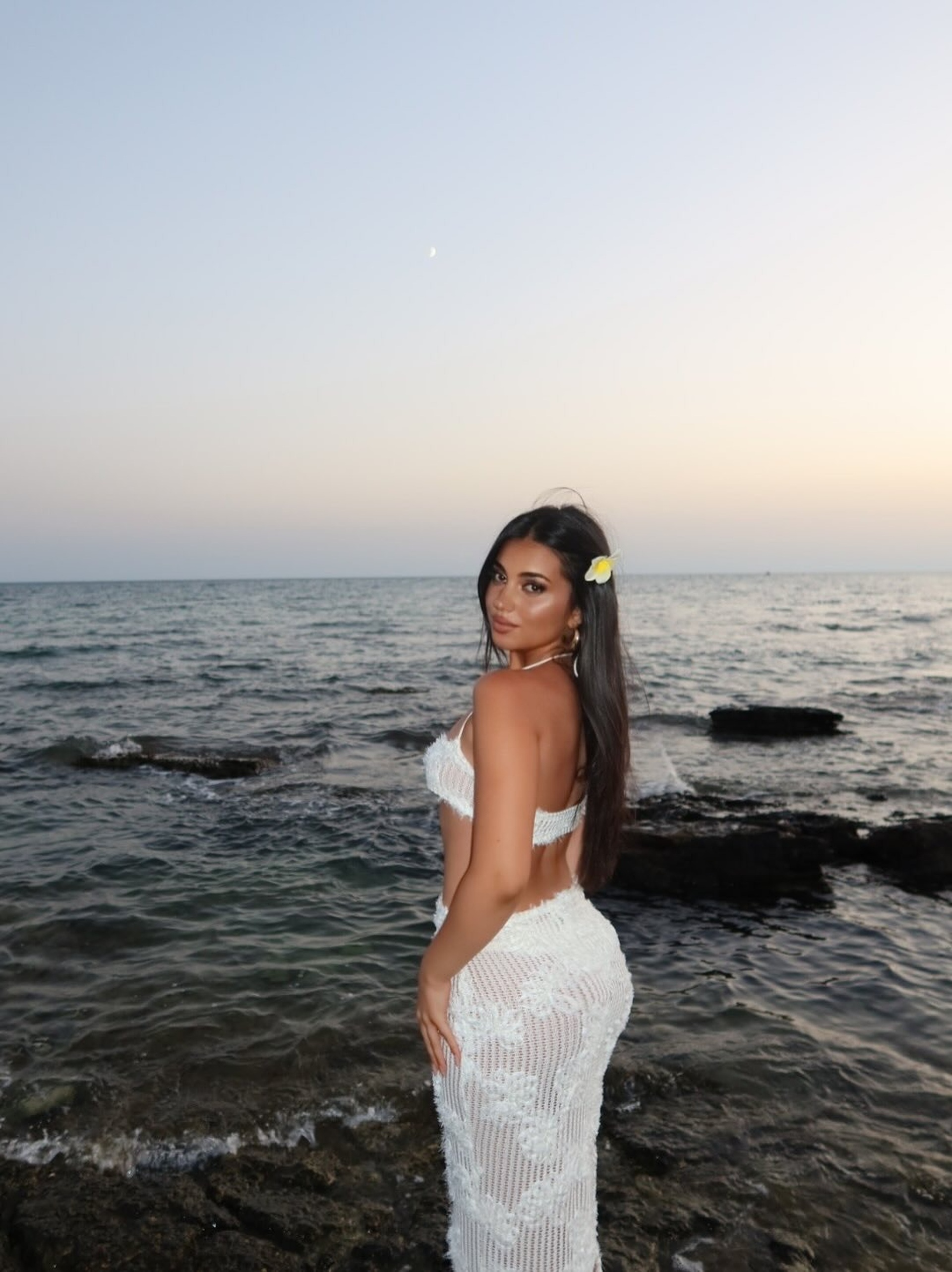 4 bóng hồng rơi vào vòng xoáy tình ái ồn ào của thần đồng bóng đá Yamal - 14