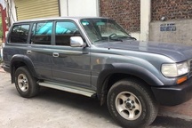 Xe Toyota Camry, Land Cruiser cũ thanh lý giá siêu rẻ chỉ từ 14,5 triệu