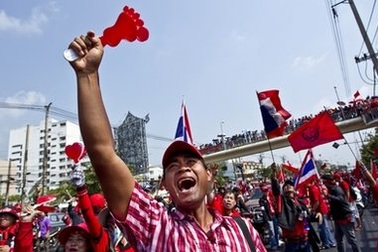 Thái Lan: Căn cứ quân sự bị phóng lựu đạn, 2 người bị thương