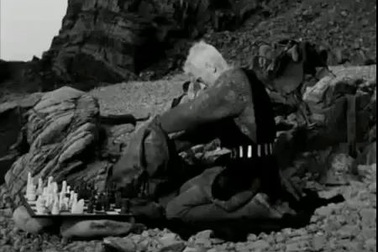 Cảnh kỵ sĩ chơi cờ với thần chết trong “Phong ấn thứ bảy” (1957)