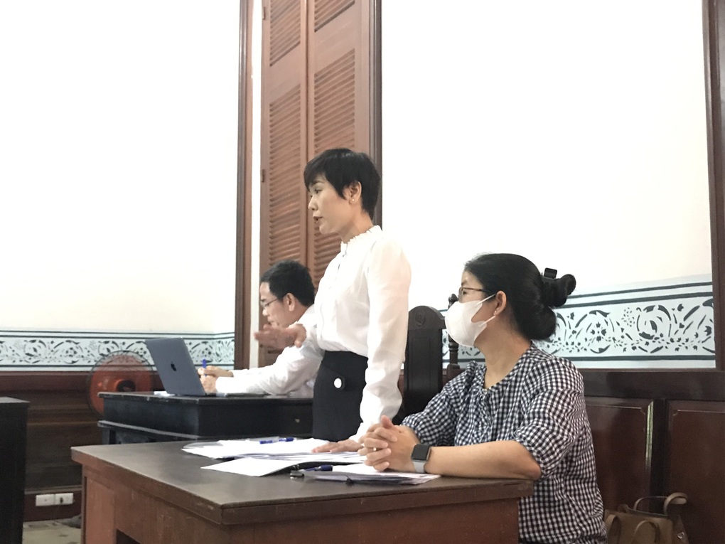 Kiện Văn phòng đăng ký đất đai TPHCM vì chậm cấp sổ nhà chung cư - 1 Kiện Văn phòng đăng ký đất đai TPHCM vì chậm cấp sổ nhà chung cư - 1