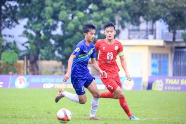Đội bóng đầu tiên vào tứ kết giải bóng đá U17 quốc gia 2025