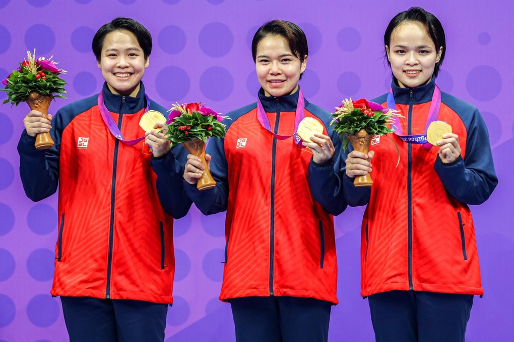 Các nữ võ sĩ Karate Việt Nam nói điều bất ngờ về tấm HCV ở Asiad 19 - 4 Các nữ võ sĩ Karate Việt Nam nói điều bất ngờ về tấm HCV ở Asiad 19 - 4